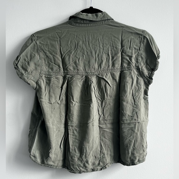 Abercrombie and fitch cropped shirt - Picture 3 of 3